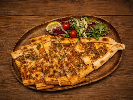 Pide Kuşbaşı