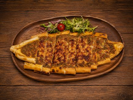 Pide viande hachée fromage